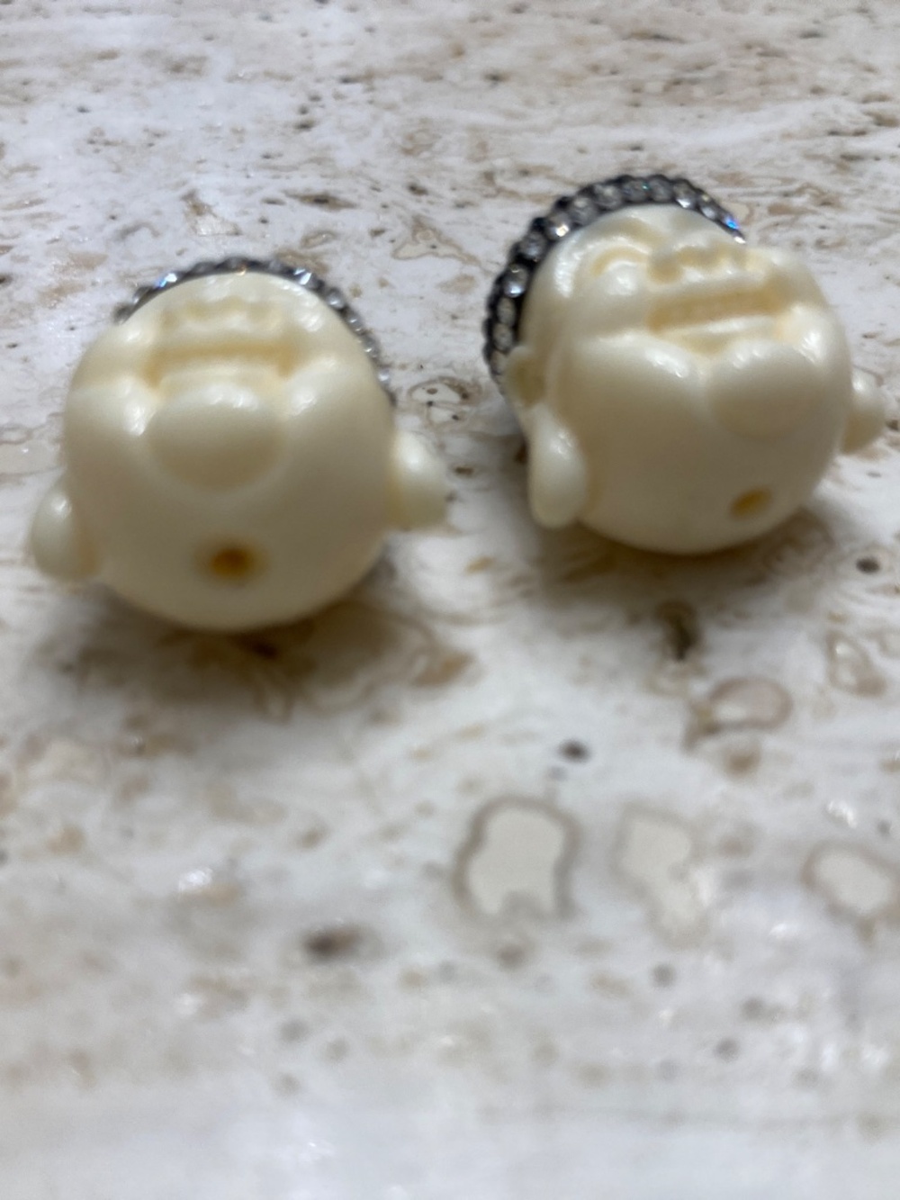 Cream Buddha with Rhinestone Charm - Picture 5 of 5